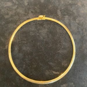 Gold choker necklace